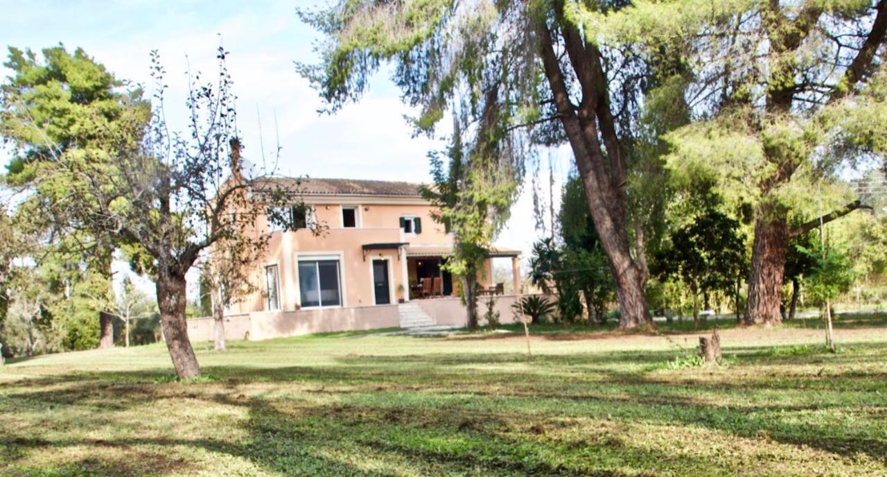 Ktima Loumoumba, Private Villa Gouvia Ngoại thất bức ảnh
